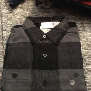 American Eagle men’s shirt